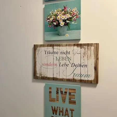 Wohnen Im Zentrum Von In Hubi1 * Κρέφελντ