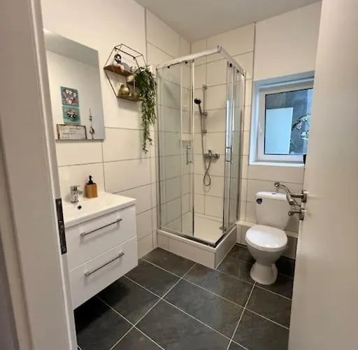 Wohnen Im Zentrum Von In Hubi1 Apartman Krefeld